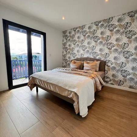 Luxueuse Contemporaine Avec Piscine A Deux Pas Des Plages De Biarritz Villa